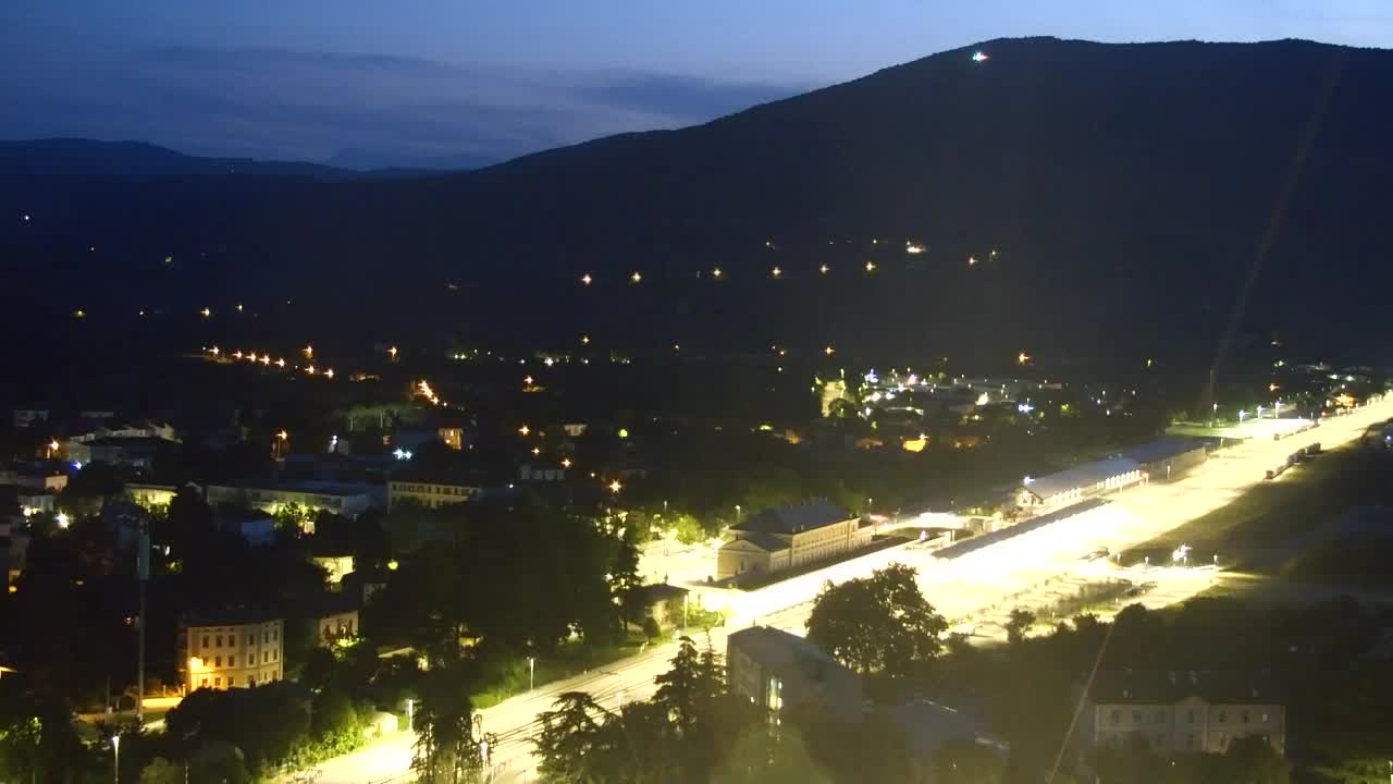 Nova Gorica i Gorica: Prekrasan Pogled iz Franjevačkog Samostana Kostanjevica