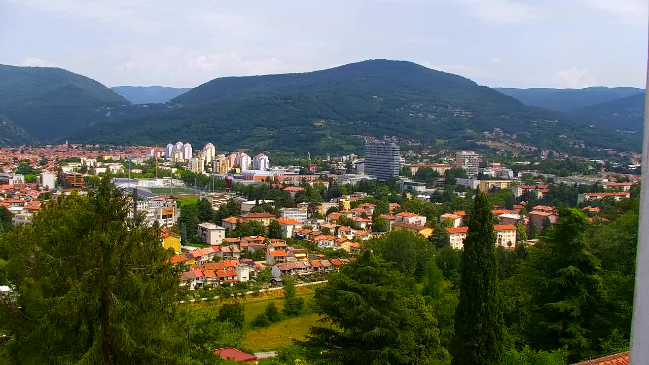 Nova Gorica e Gorizia: Panorama Mozzafiato dal Convento Francescano di Castagnevizza