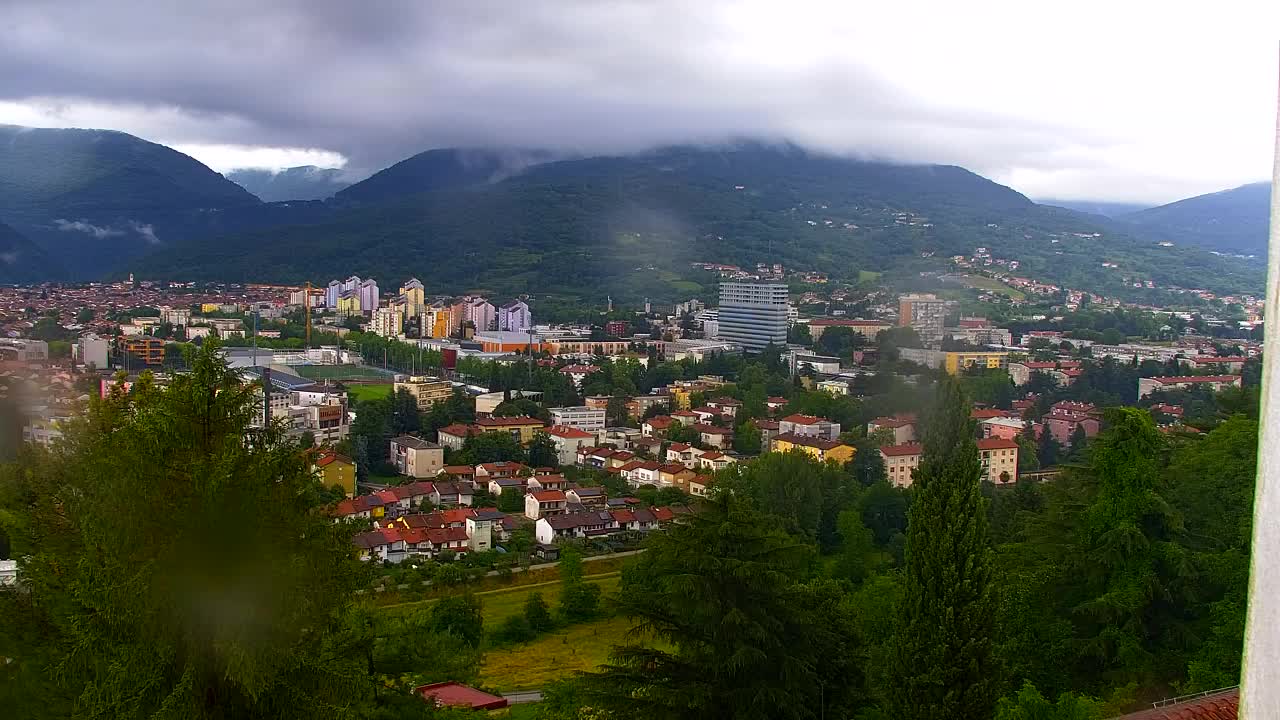 Nova Gorica und Görz: Atemberaubende Aussicht vom Franziskanerkloster Kostanjevica