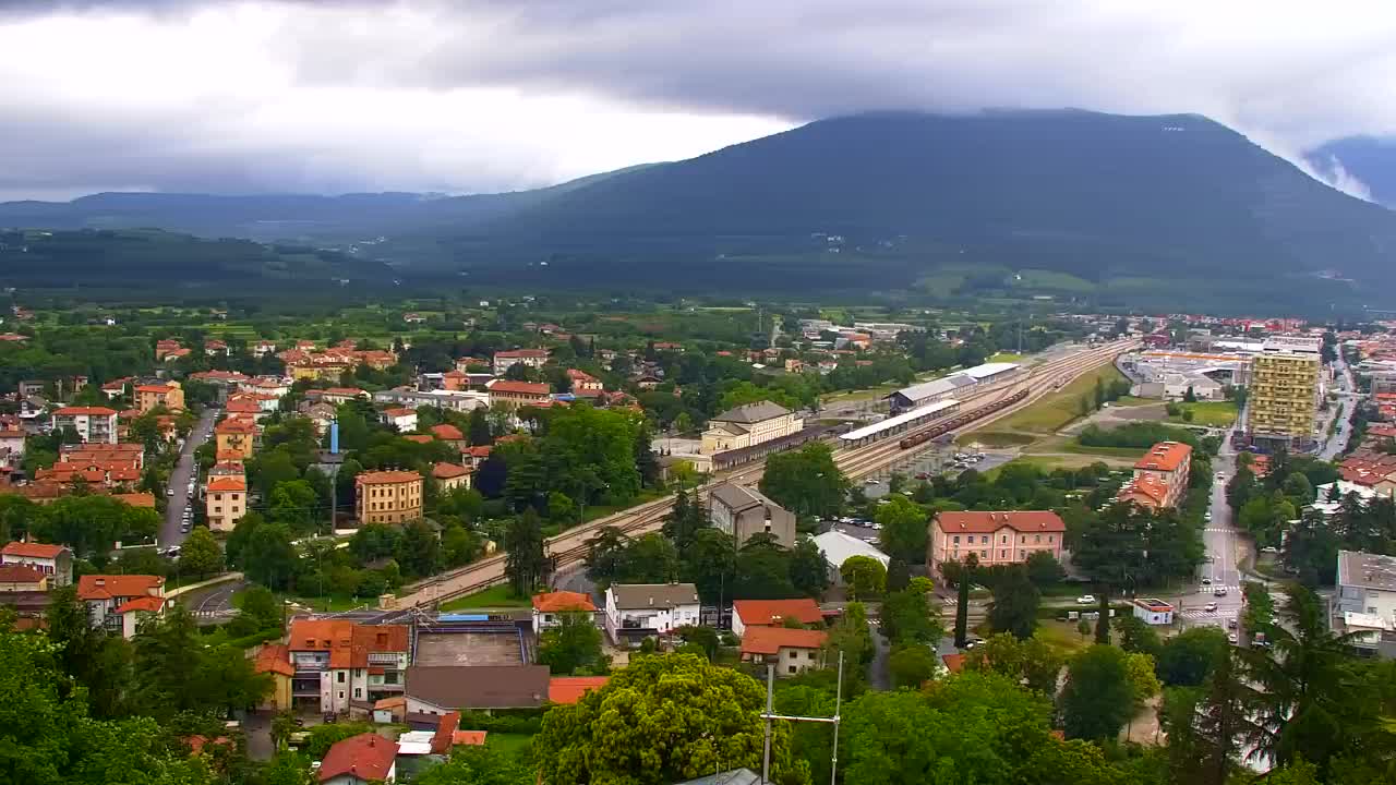 Nova Gorica et Gorizia : Vue Imprenable depuis le Monastère Franciscain de Kostanjevica