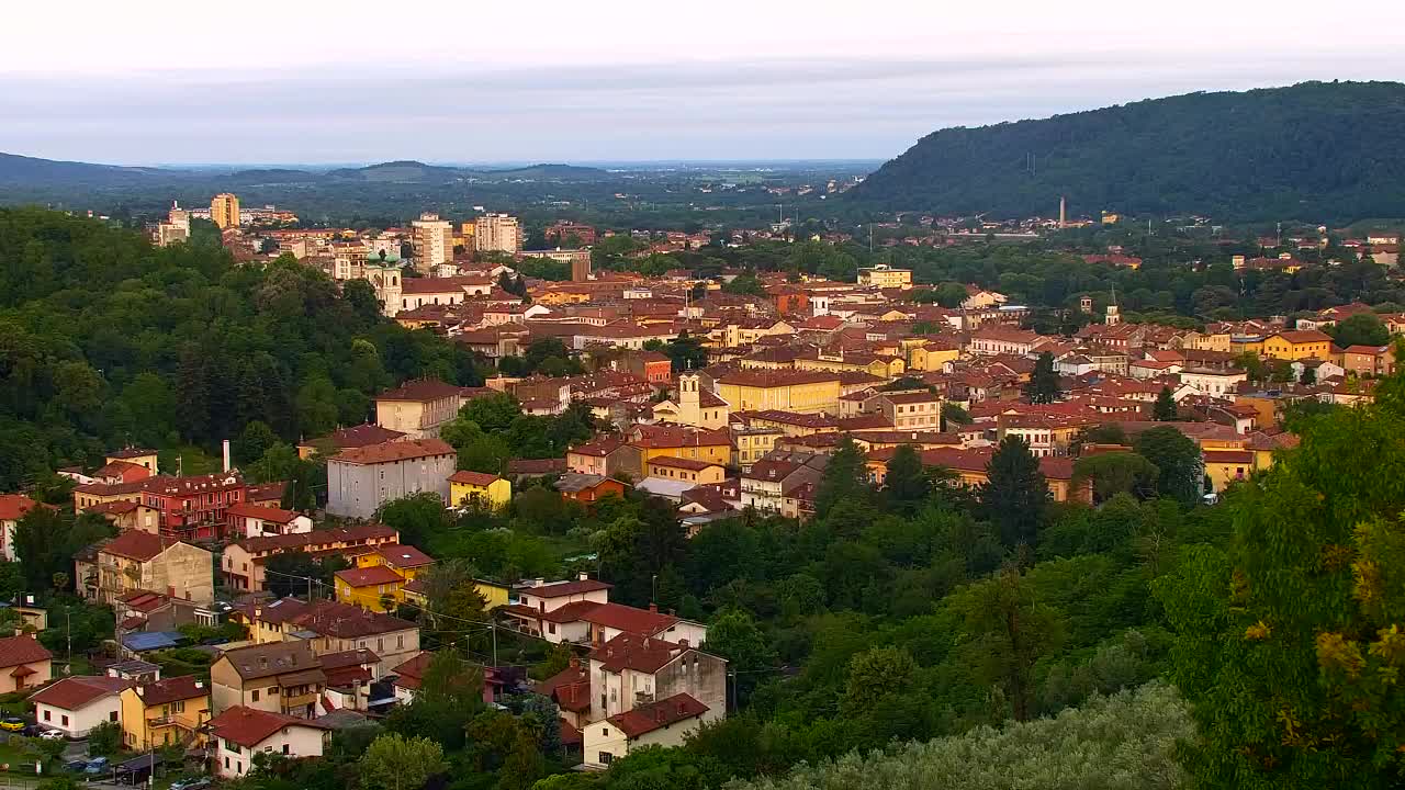 Nova Gorica y Gorizia: Impresionantes Vistas desde el Monasterio Franciscano de Kostanjevica