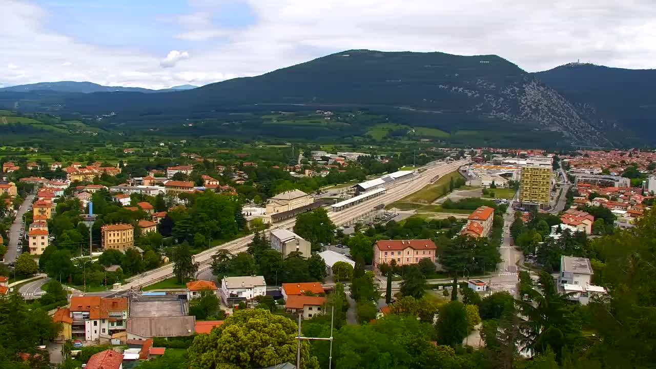 Nova Gorica und Görz: Atemberaubende Aussicht vom Franziskanerkloster Kostanjevica