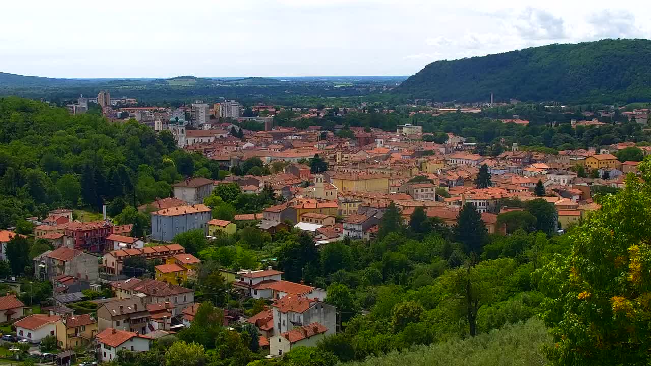 Nova Gorica und Görz: Atemberaubende Aussicht vom Franziskanerkloster Kostanjevica