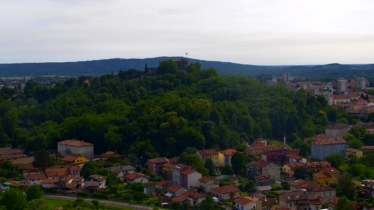 Nova Gorica i Gorica: Prekrasan Pogled iz Franjevačkog Samostana Kostanjevica