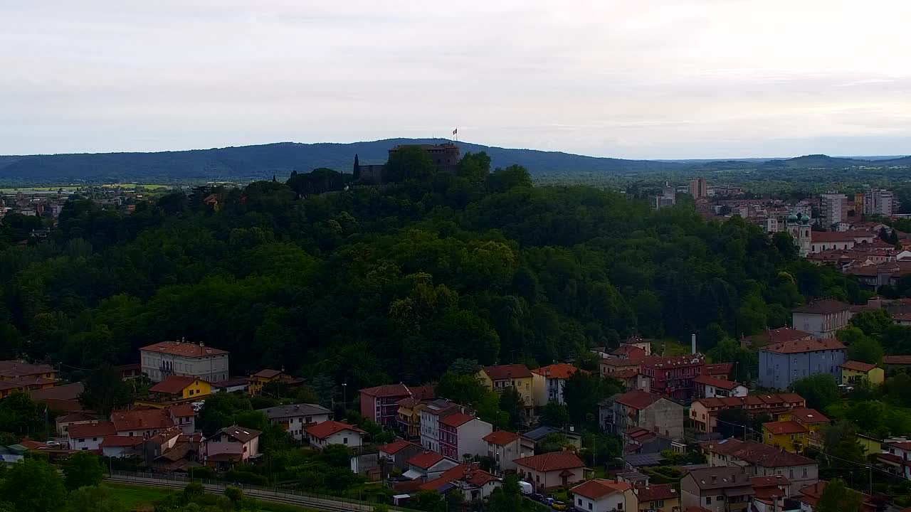 Nova Gorica y Gorizia: Impresionantes Vistas desde el Monasterio Franciscano de Kostanjevica