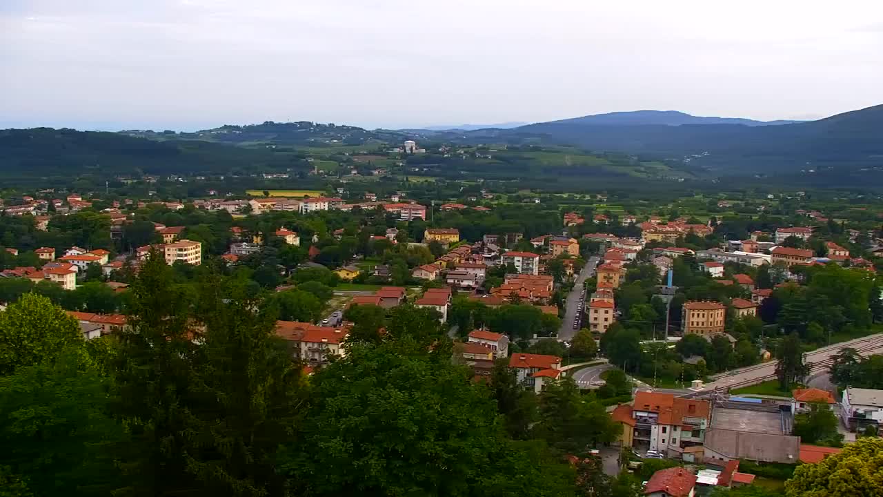 Nova Gorica und Görz: Atemberaubende Aussicht vom Franziskanerkloster Kostanjevica