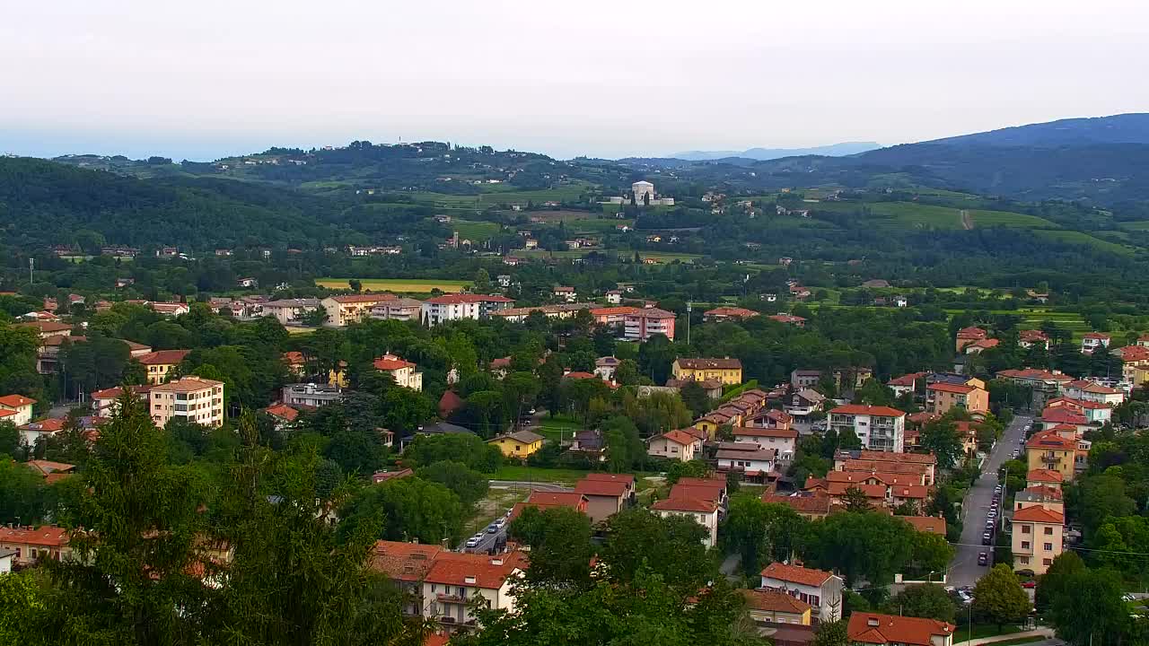 Nova Gorica und Görz: Atemberaubende Aussicht vom Franziskanerkloster Kostanjevica