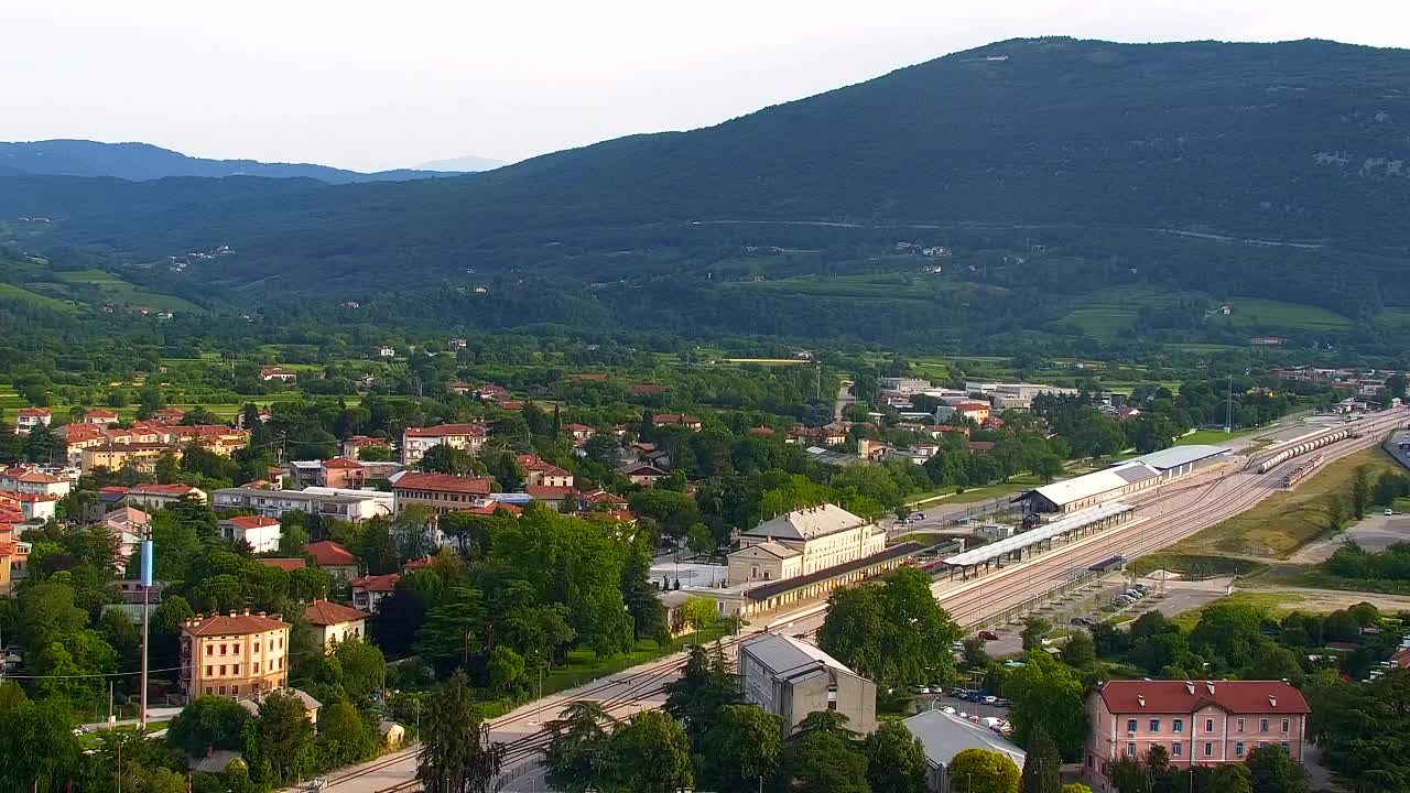 Nova Gorica i Gorica: Prekrasan Pogled iz Franjevačkog Samostana Kostanjevica