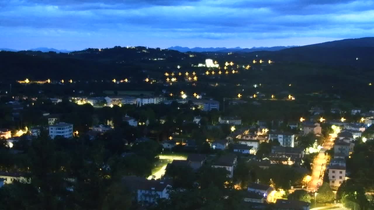 Nova Gorica y Gorizia: Impresionantes Vistas desde el Monasterio Franciscano de Kostanjevica