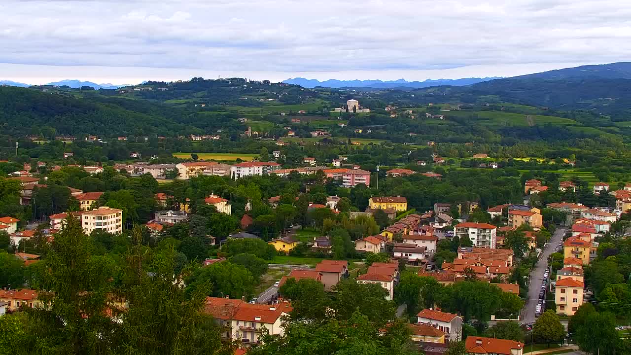 Nova Gorica und Görz: Atemberaubende Aussicht vom Franziskanerkloster Kostanjevica