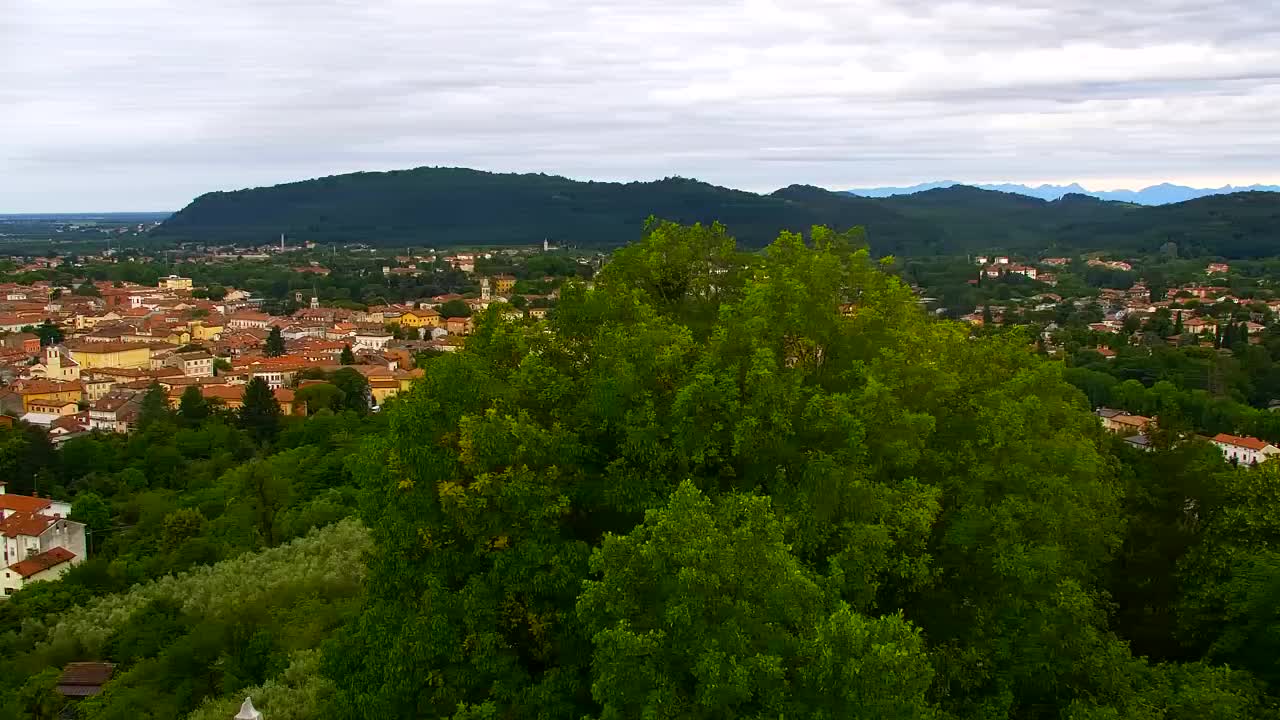 Nova Gorica und Görz: Atemberaubende Aussicht vom Franziskanerkloster Kostanjevica