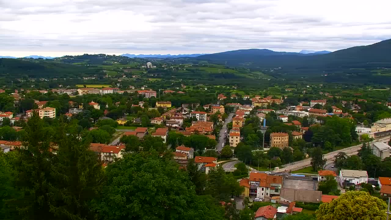 Nova Gorica et Gorizia : Vue Imprenable depuis le Monastère Franciscain de Kostanjevica