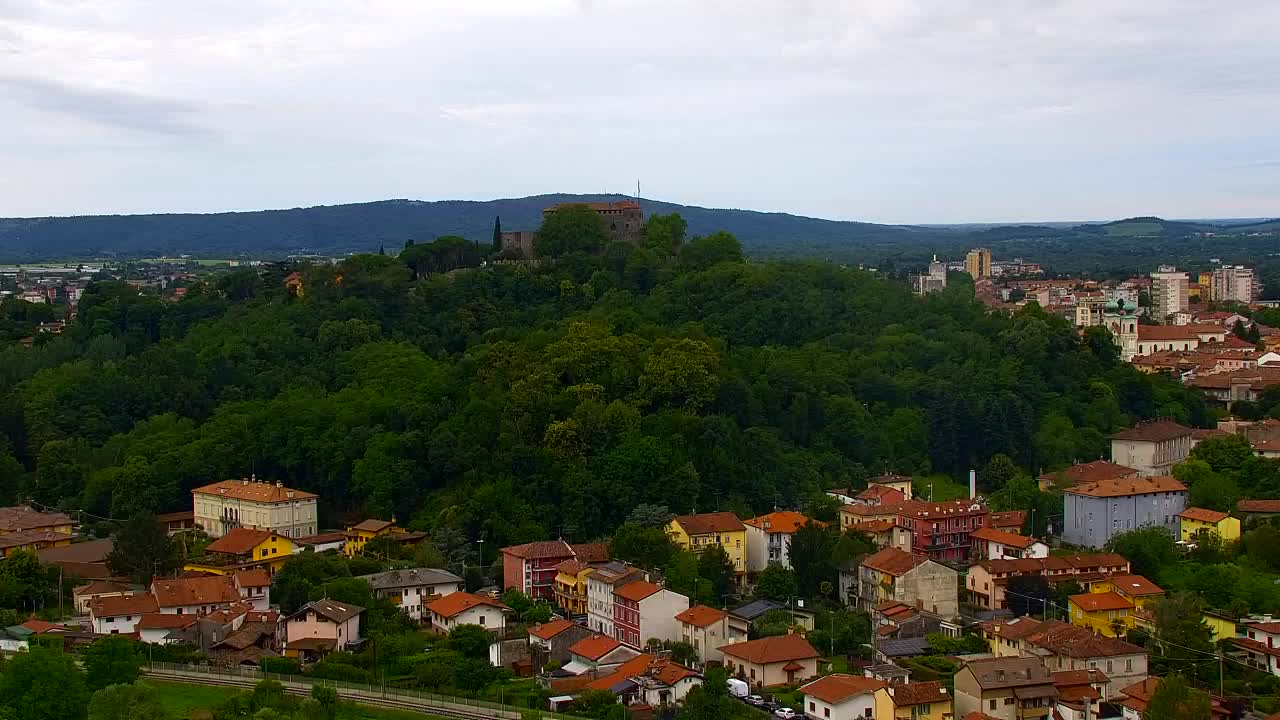 Nova Gorica i Gorica: Prekrasan Pogled iz Franjevačkog Samostana Kostanjevica