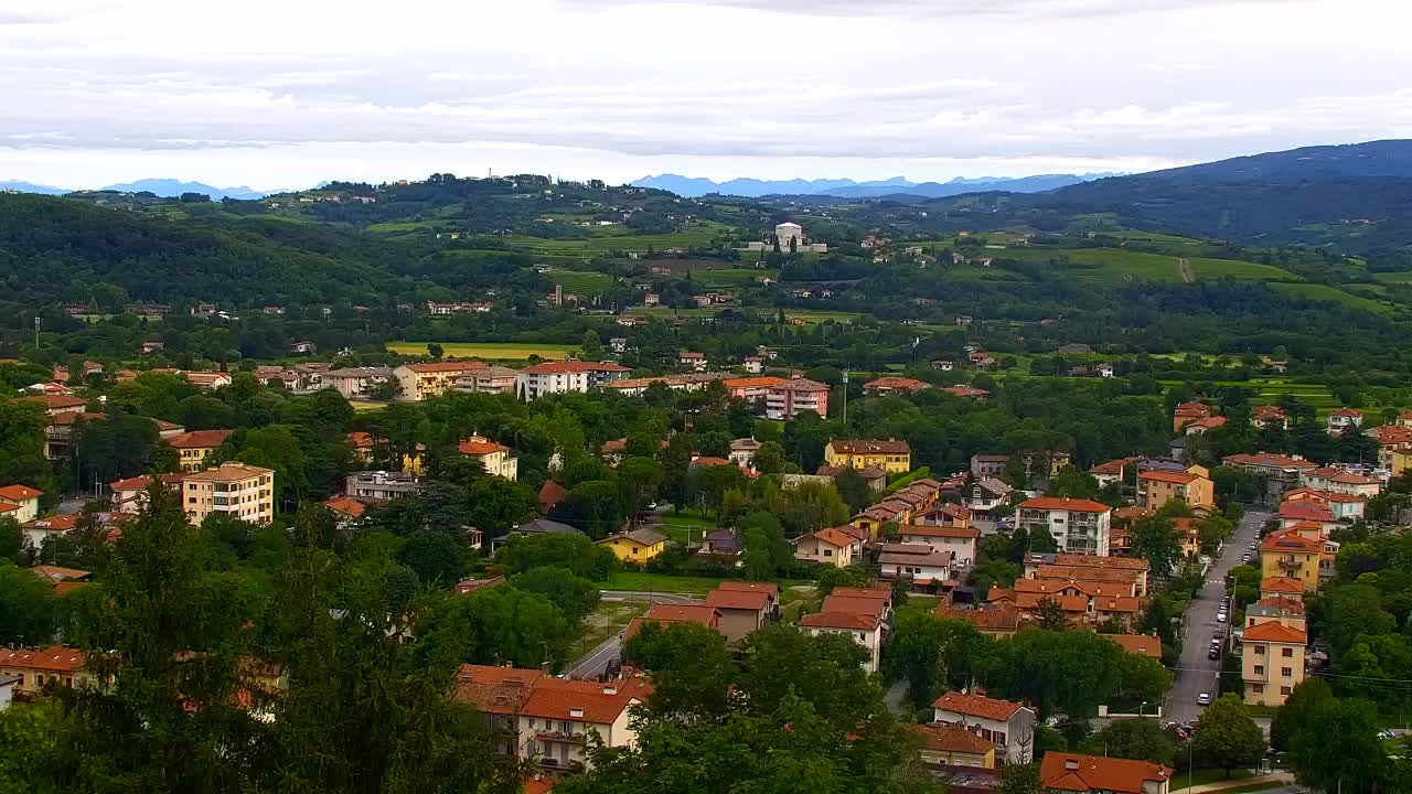 Nova Gorica et Gorizia : Vue Imprenable depuis le Monastère Franciscain de Kostanjevica