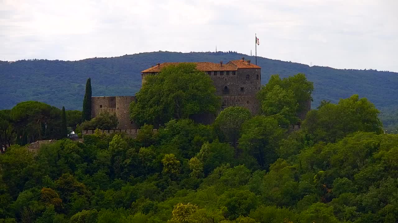 Nova Gorica und Görz: Atemberaubende Aussicht vom Franziskanerkloster Kostanjevica