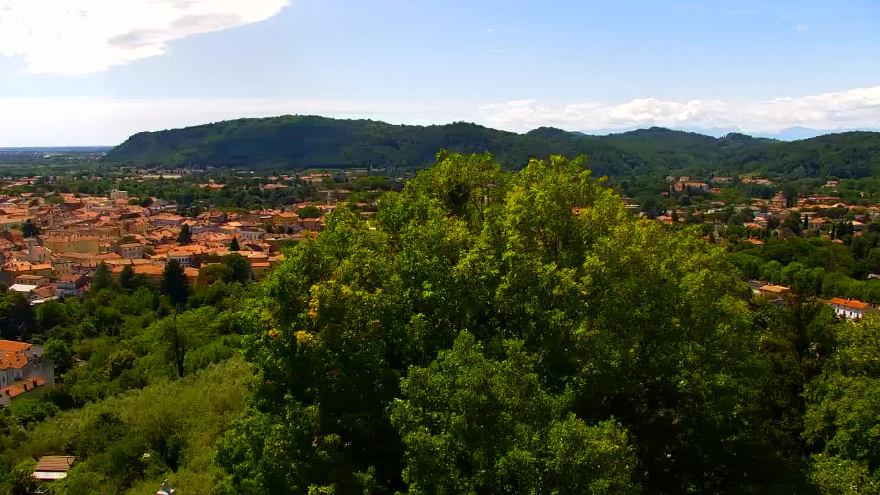 Nova Gorica y Gorizia: Impresionantes Vistas desde el Monasterio Franciscano de Kostanjevica
