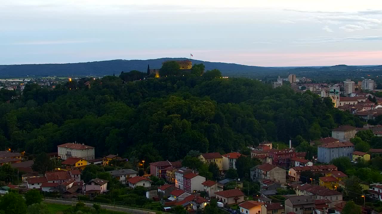 Nova Gorica in Gorica: Čudovit Razgled iz Frančiškanskega Samostana Kostanjevica