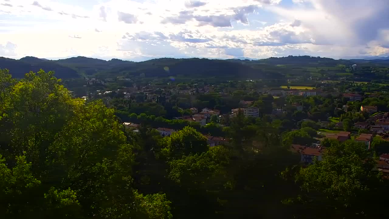 Nova Gorica y Gorizia: Impresionantes Vistas desde el Monasterio Franciscano de Kostanjevica