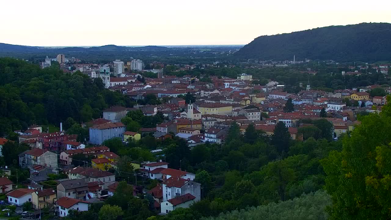 Nova Gorica et Gorizia : Vue Imprenable depuis le Monastère Franciscain de Kostanjevica