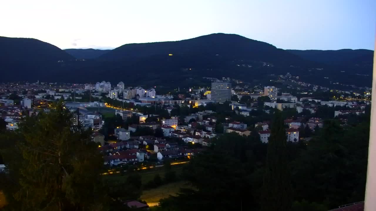 Nova Gorica e Gorizia: Panorama Mozzafiato dal Convento Francescano di Castagnevizza