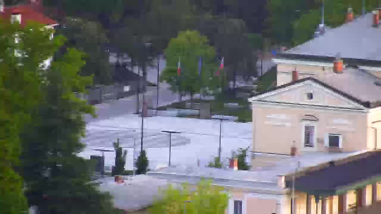 Nova Gorica e Gorizia: Panorama Mozzafiato dal Convento Francescano di Castagnevizza