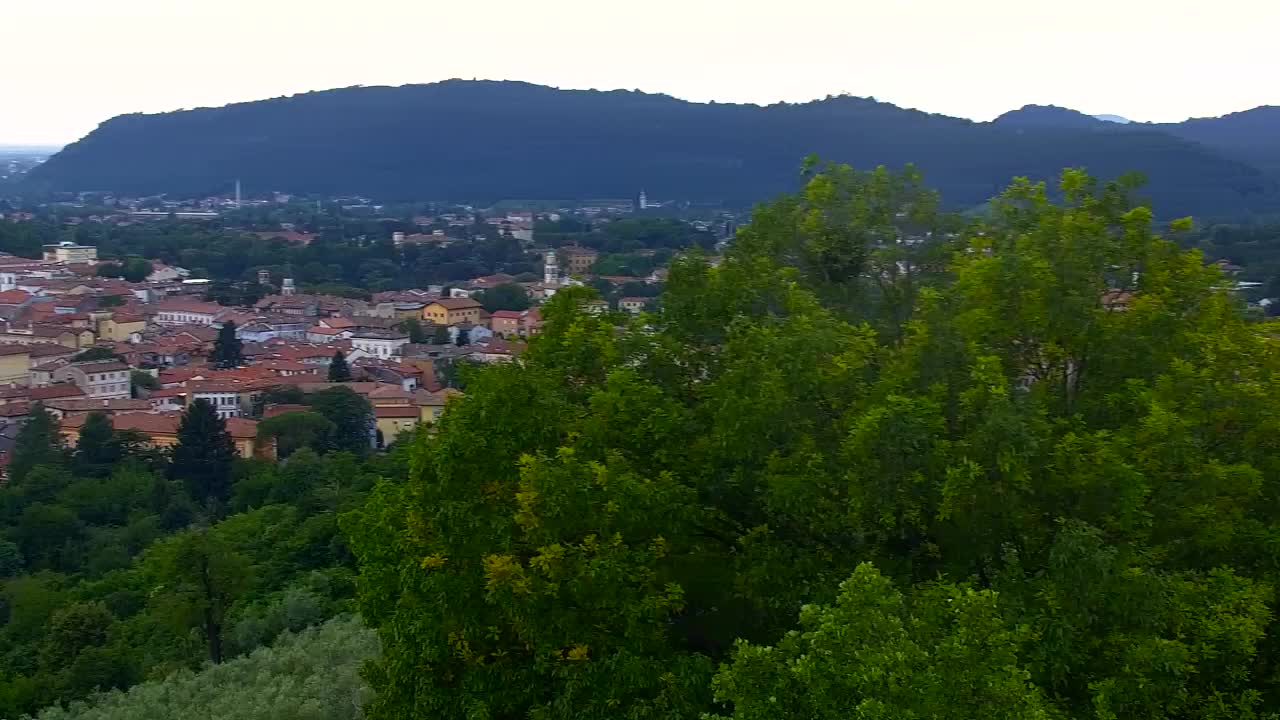 Nova Gorica und Görz: Atemberaubende Aussicht vom Franziskanerkloster Kostanjevica