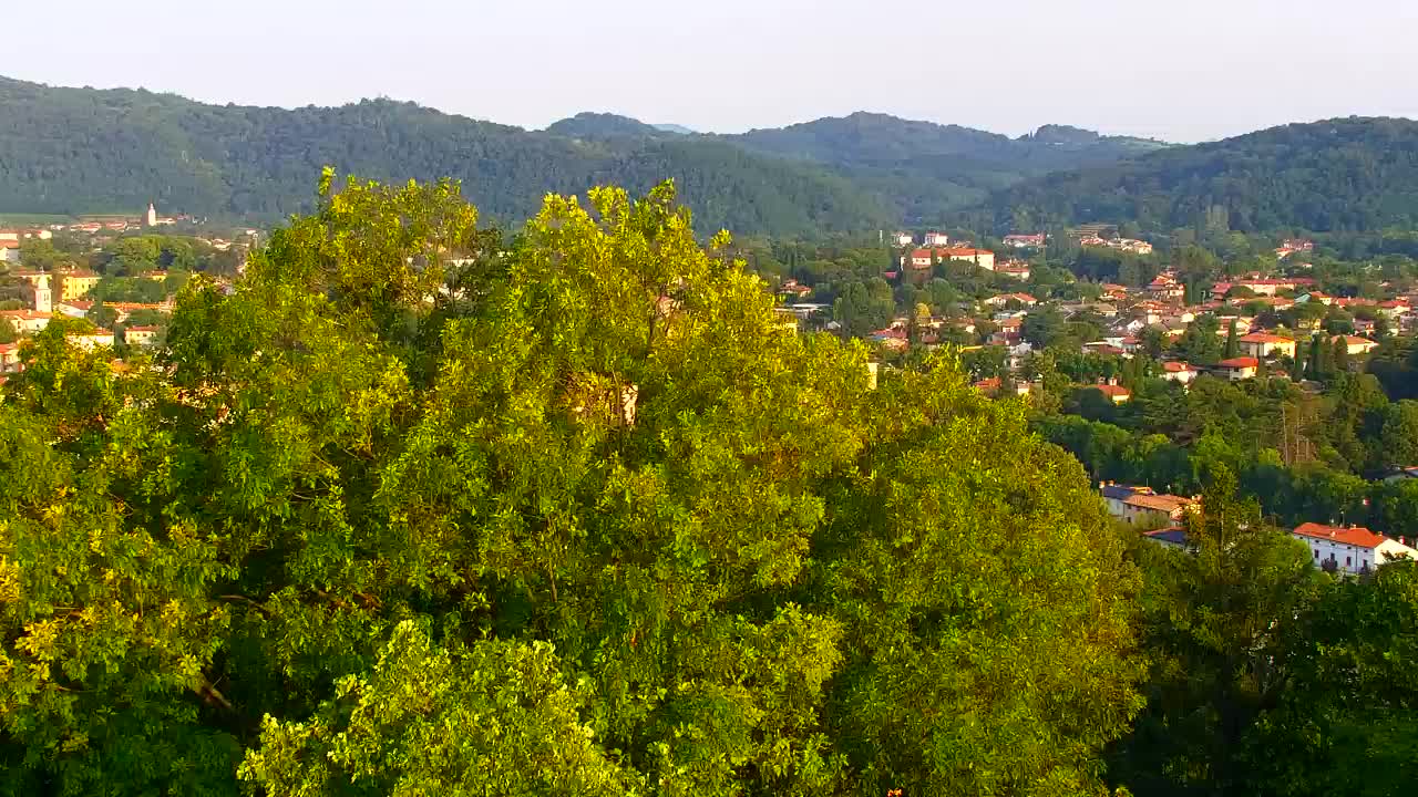 Nova Gorica e Gorizia: Panorama Mozzafiato dal Convento Francescano di Castagnevizza