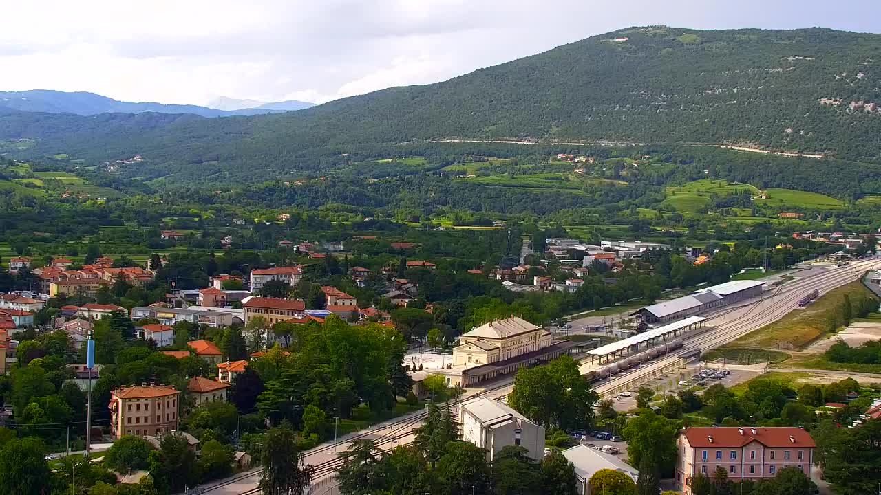 Nova Gorica y Gorizia: Impresionantes Vistas desde el Monasterio Franciscano de Kostanjevica