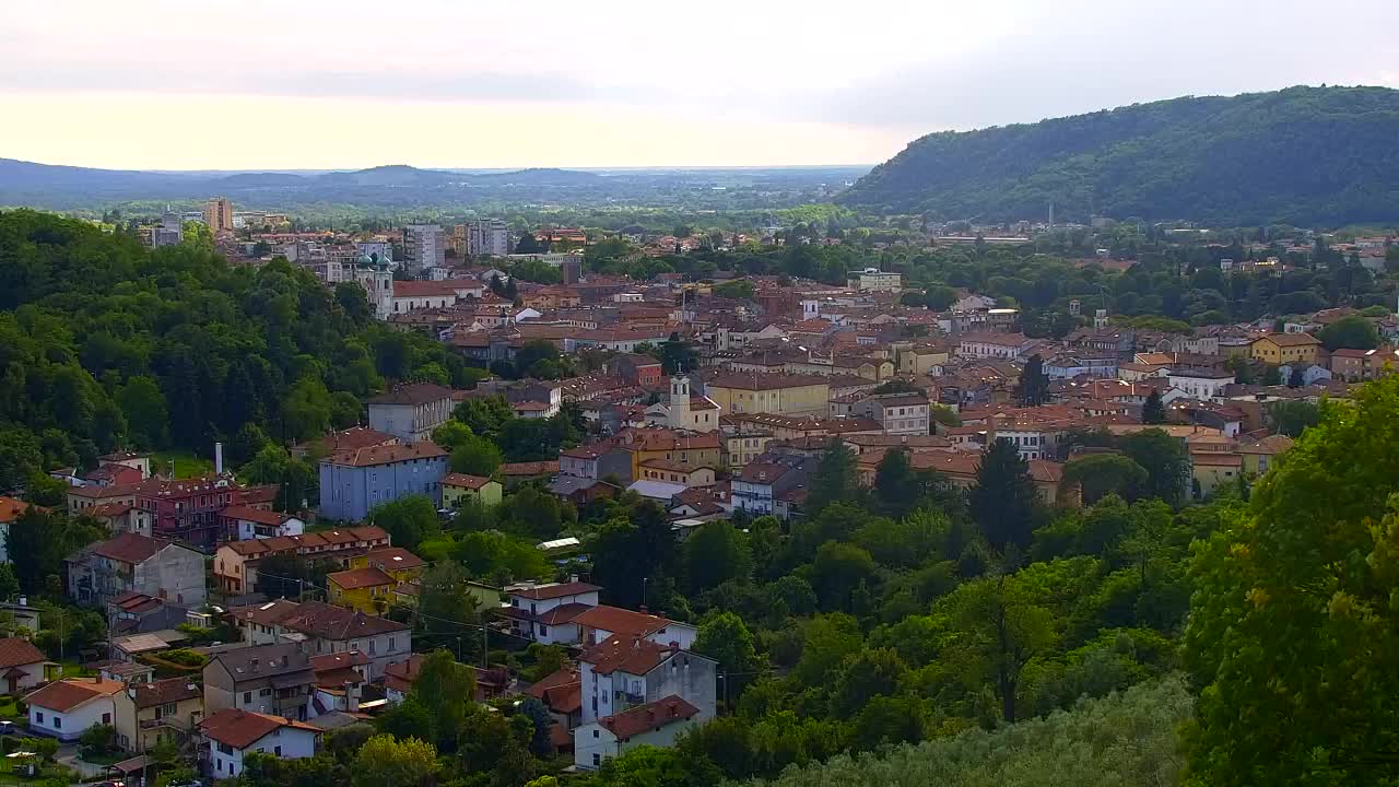 Nova Gorica et Gorizia : Vue Imprenable depuis le Monastère Franciscain de Kostanjevica