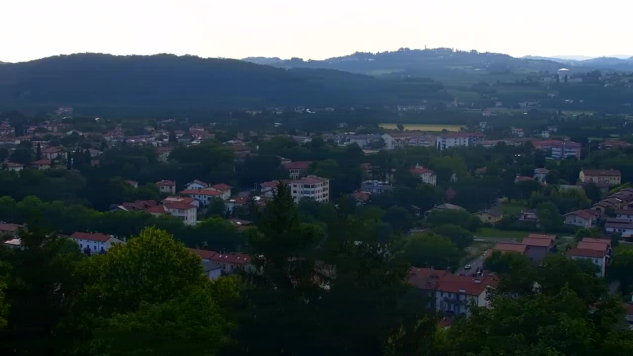 Nova Gorica y Gorizia: Impresionantes Vistas desde el Monasterio Franciscano de Kostanjevica