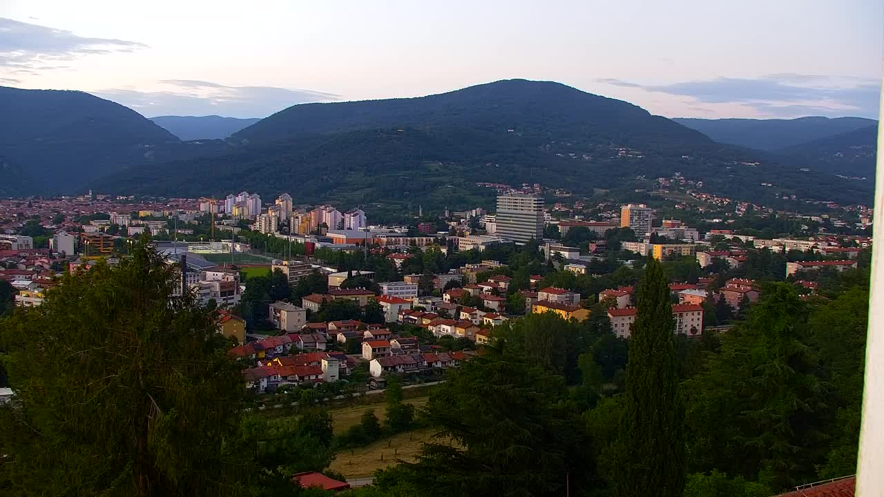 Nova Gorica y Gorizia: Impresionantes Vistas desde el Monasterio Franciscano de Kostanjevica