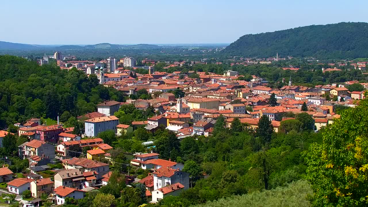 Nova Gorica e Gorizia: Panorama Mozzafiato dal Convento Francescano di Castagnevizza