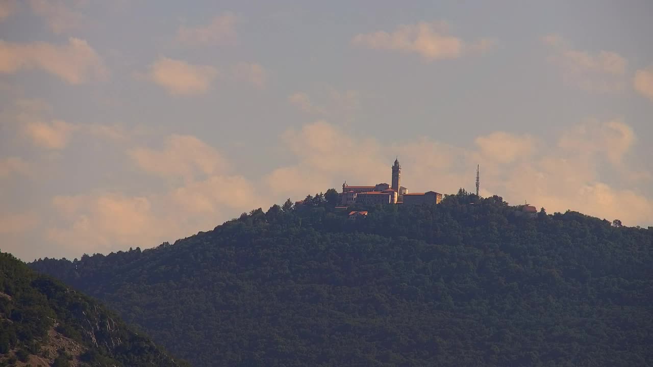 Nova Gorica y Gorizia: Impresionantes Vistas desde el Monasterio Franciscano de Kostanjevica