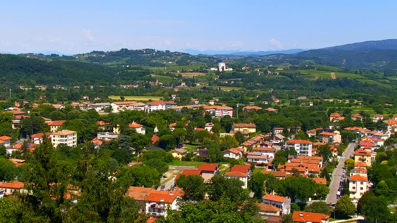 Nova Gorica i Gorica: Prekrasan Pogled iz Franjevačkog Samostana Kostanjevica