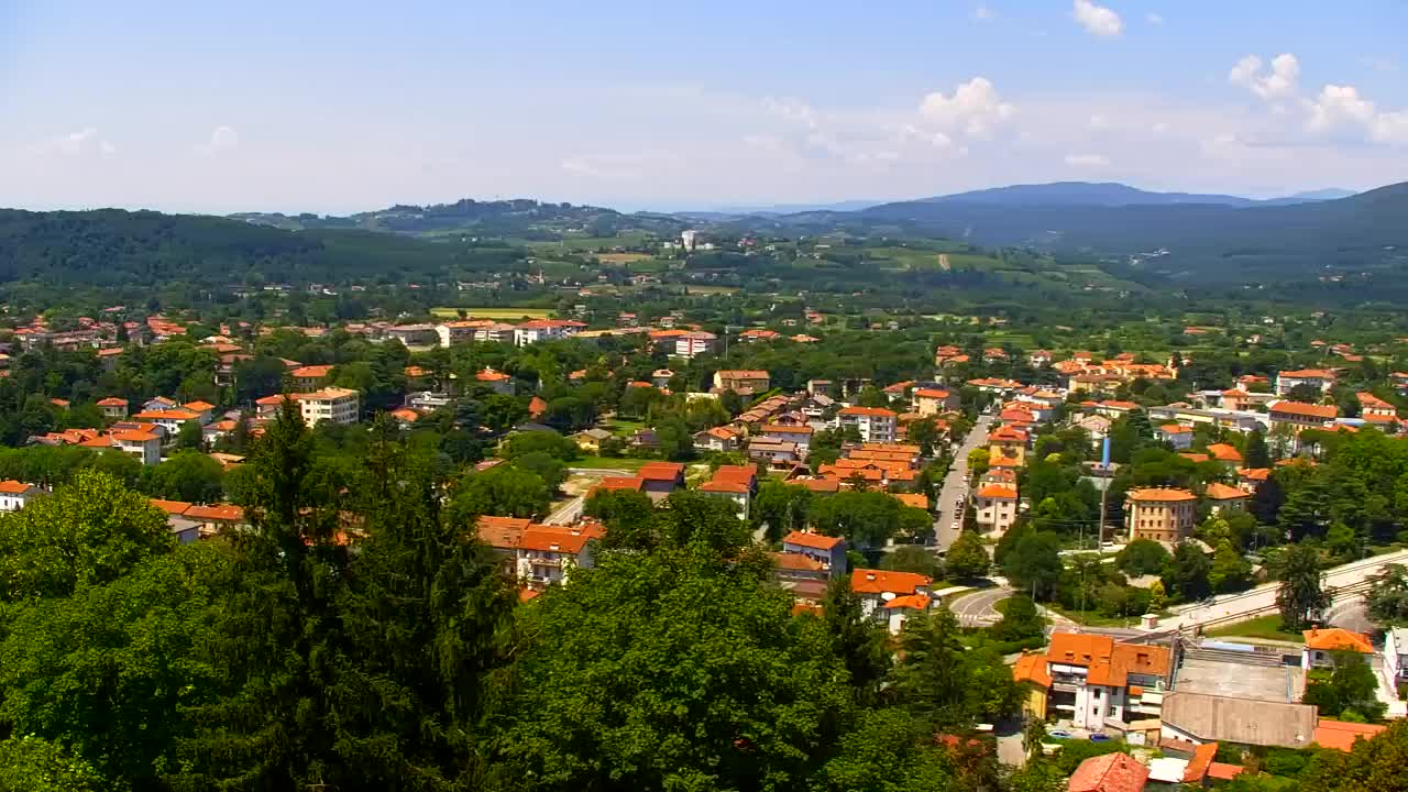 Nova Gorica y Gorizia: Impresionantes Vistas desde el Monasterio Franciscano de Kostanjevica