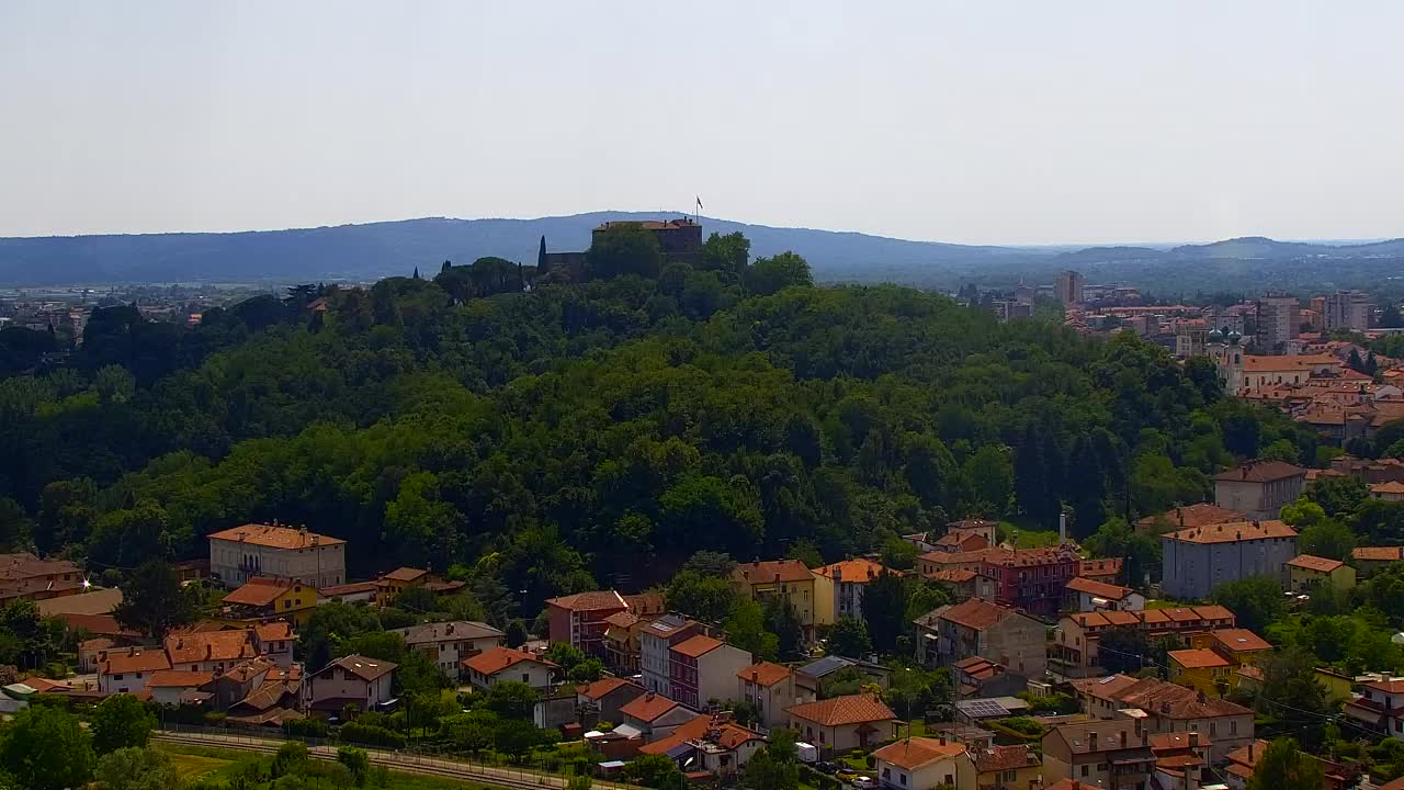Nova Gorica i Gorica: Prekrasan Pogled iz Franjevačkog Samostana Kostanjevica