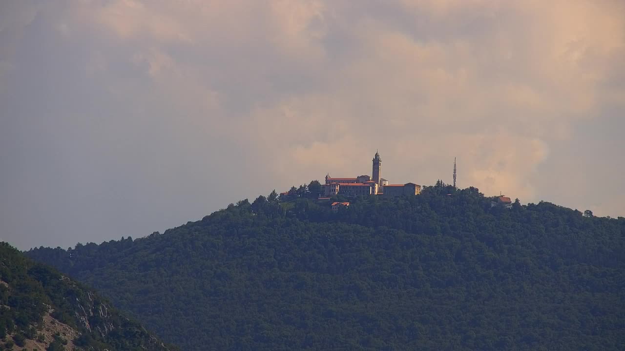 Nova Gorica et Gorizia : Vue Imprenable depuis le Monastère Franciscain de Kostanjevica