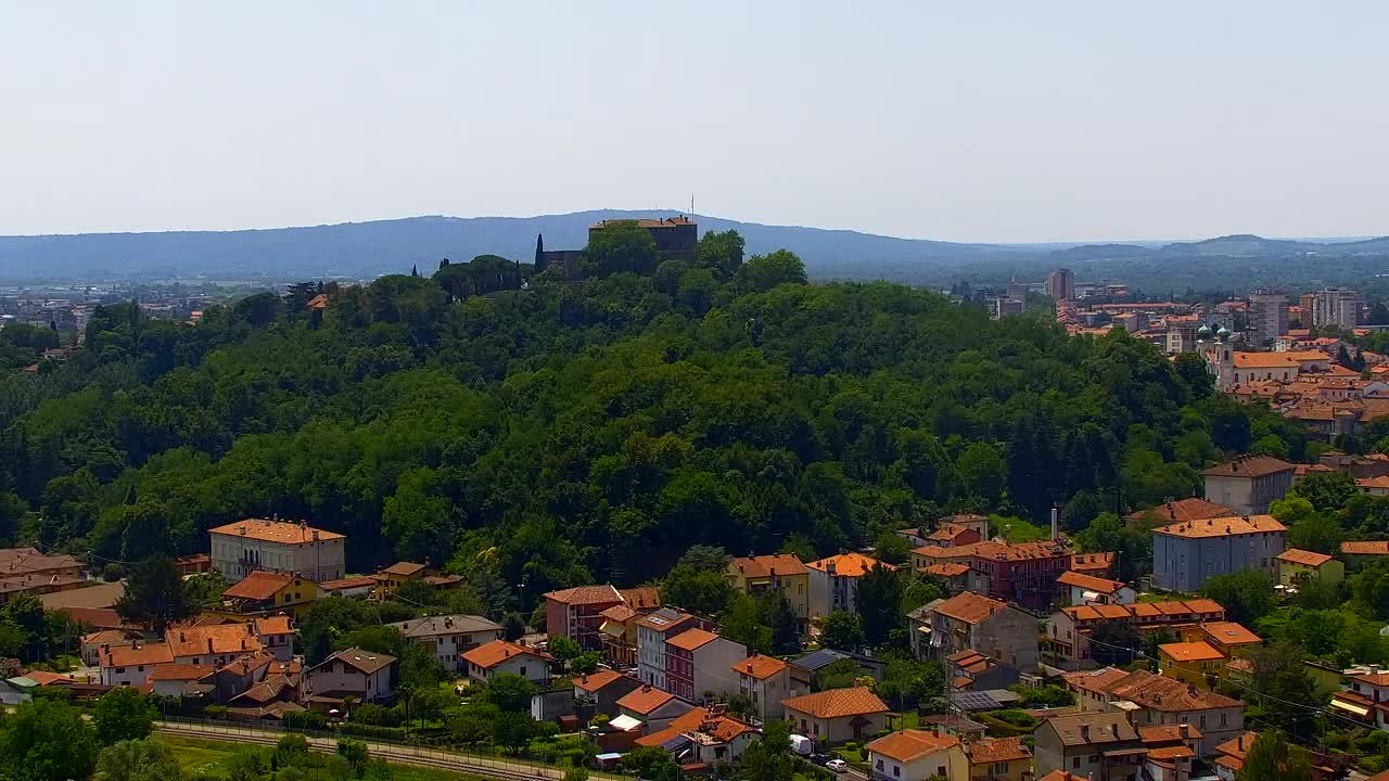 Nova Gorica e Gorizia: Panorama Mozzafiato dal Convento Francescano di Castagnevizza
