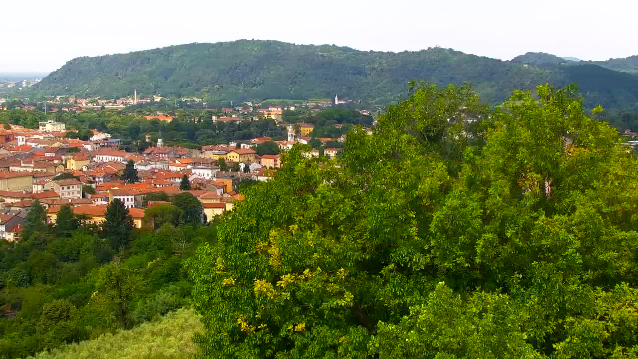 Nova Gorica i Gorica: Prekrasan Pogled iz Franjevačkog Samostana Kostanjevica