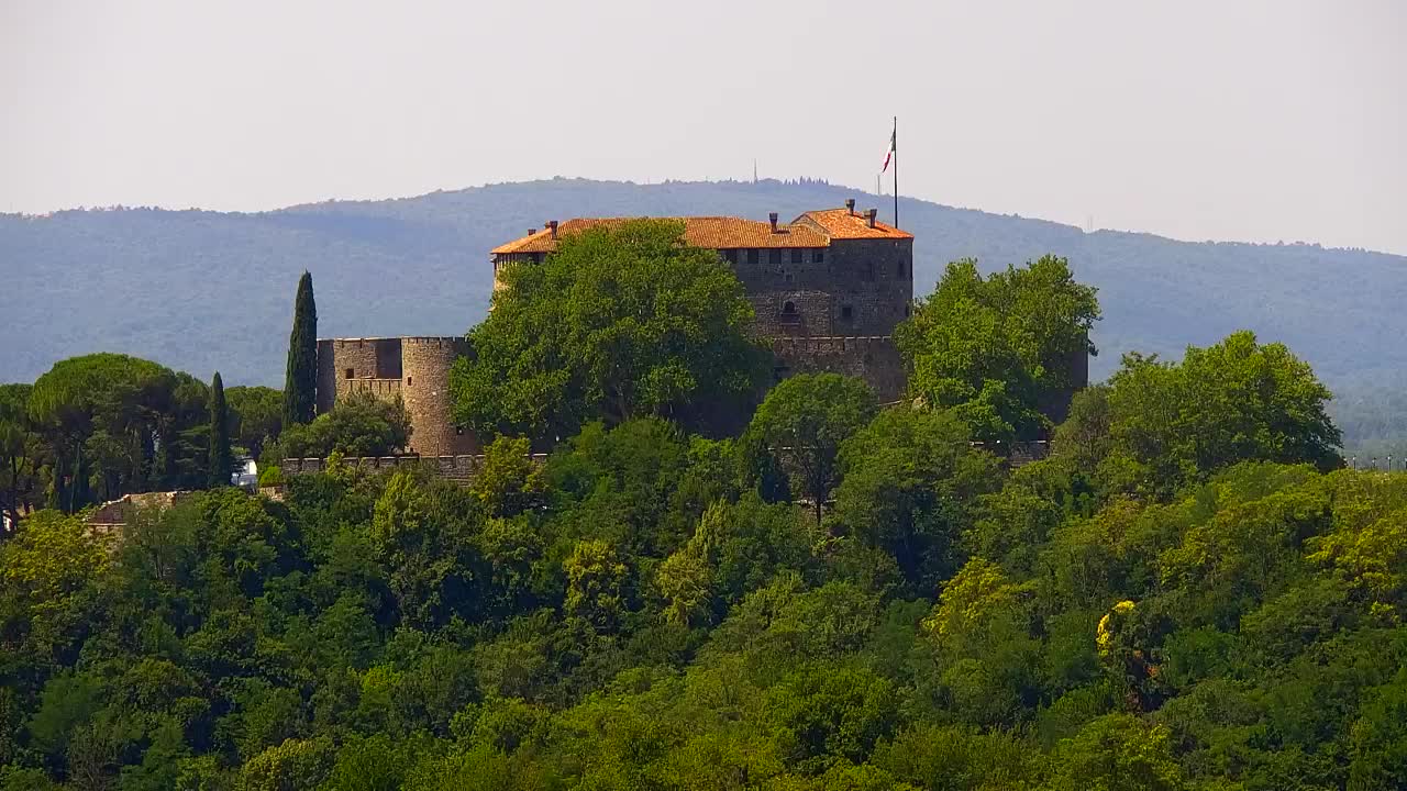 Nova Gorica und Görz: Atemberaubende Aussicht vom Franziskanerkloster Kostanjevica