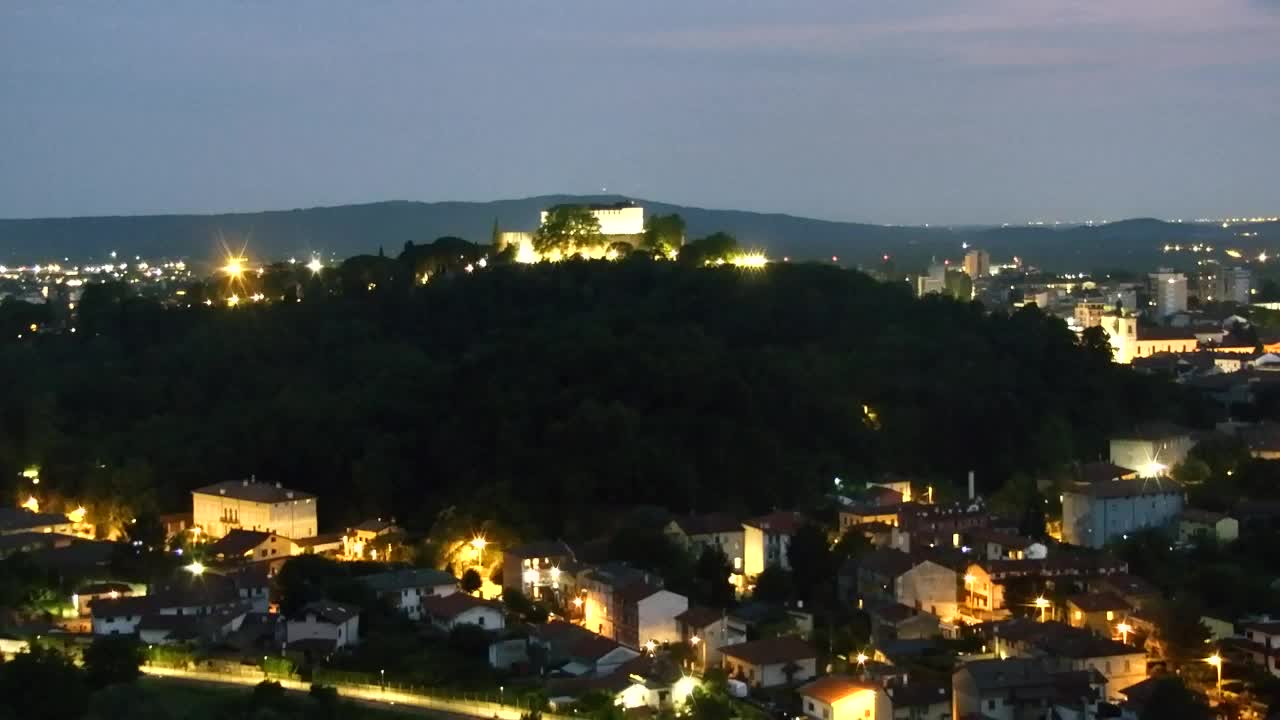 Nova Gorica e Gorizia: Panorama Mozzafiato dal Convento Francescano di Castagnevizza