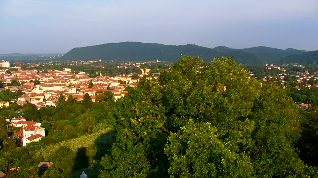 Nova Gorica in Gorica: Čudovit Razgled iz Frančiškanskega Samostana Kostanjevica