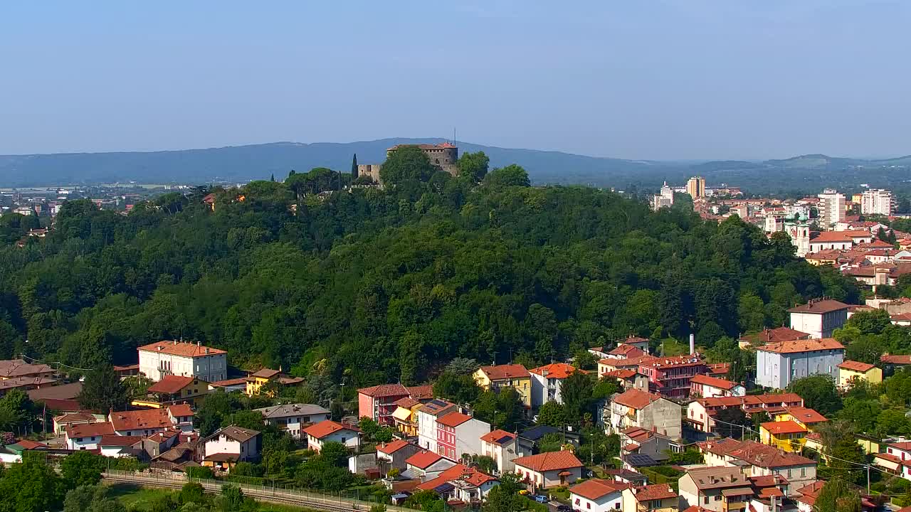 Nova Gorica i Gorica: Prekrasan Pogled iz Franjevačkog Samostana Kostanjevica