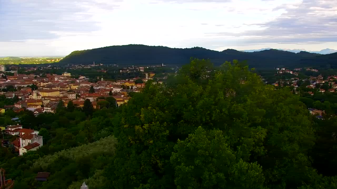 Nova Gorica und Görz: Atemberaubende Aussicht vom Franziskanerkloster Kostanjevica