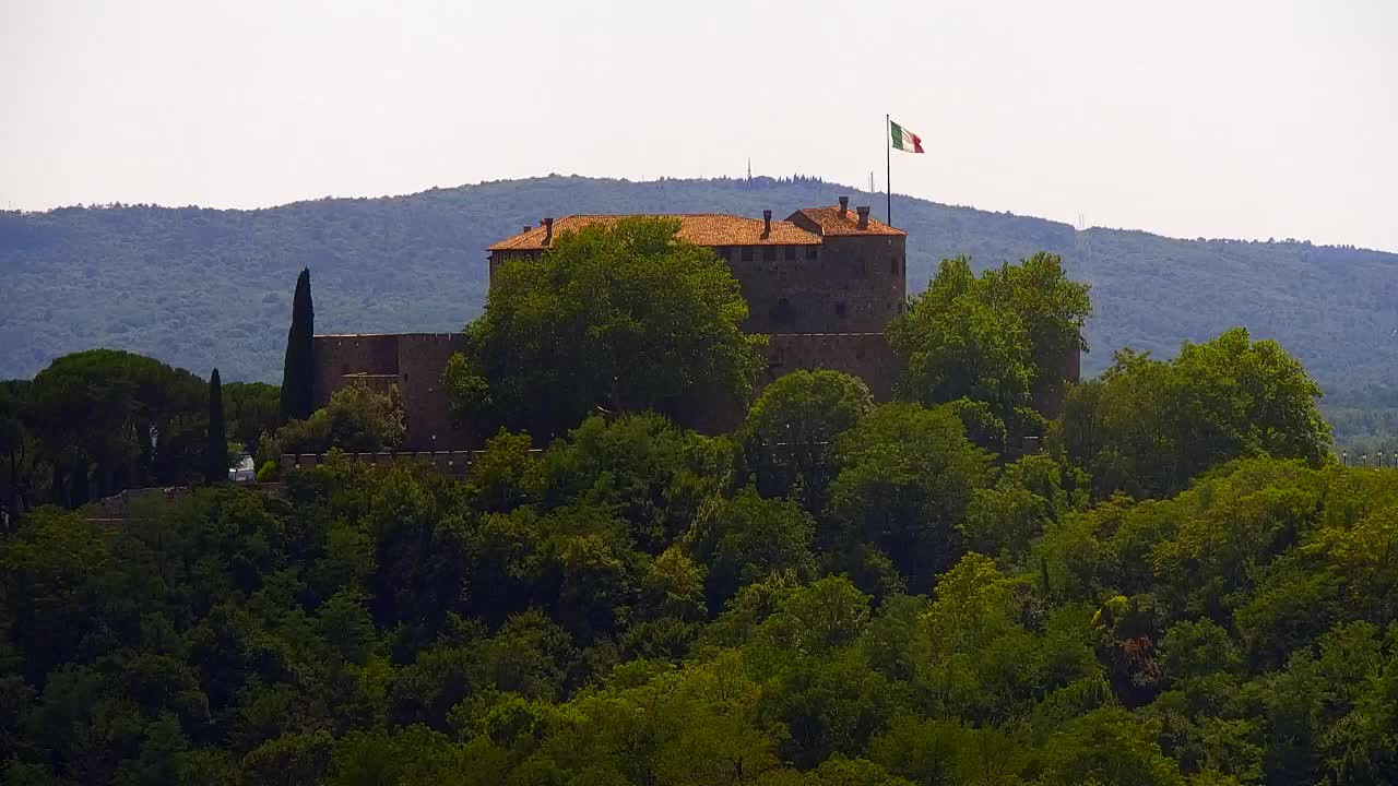 Nova Gorica e Gorizia: Panorama Mozzafiato dal Convento Francescano di Castagnevizza
