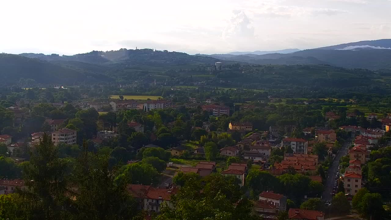 Nova Gorica y Gorizia: Impresionantes Vistas desde el Monasterio Franciscano de Kostanjevica