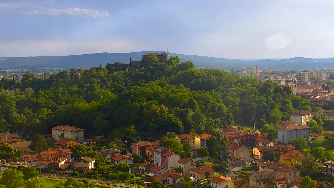 Nova Gorica y Gorizia: Impresionantes Vistas desde el Monasterio Franciscano de Kostanjevica