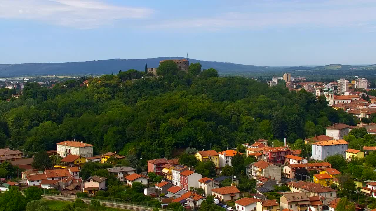 Nova Gorica e Gorizia: Panorama Mozzafiato dal Convento Francescano di Castagnevizza