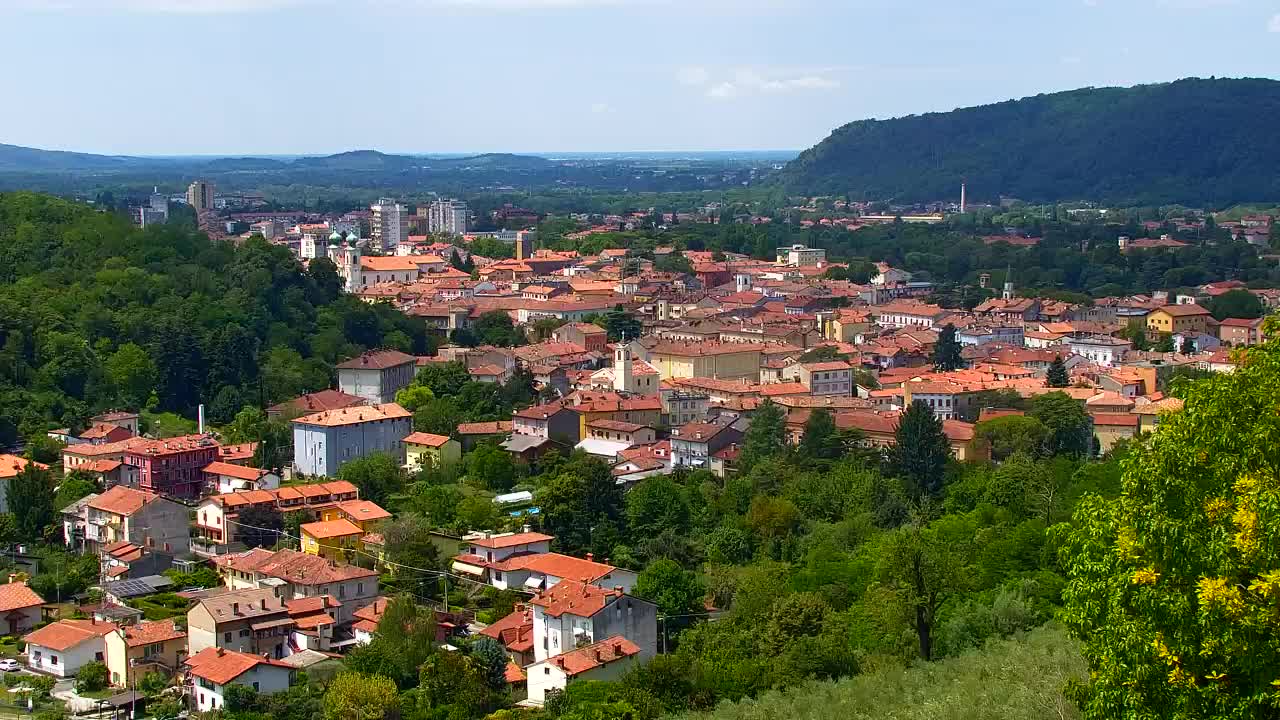 Nova Gorica y Gorizia: Impresionantes Vistas desde el Monasterio Franciscano de Kostanjevica
