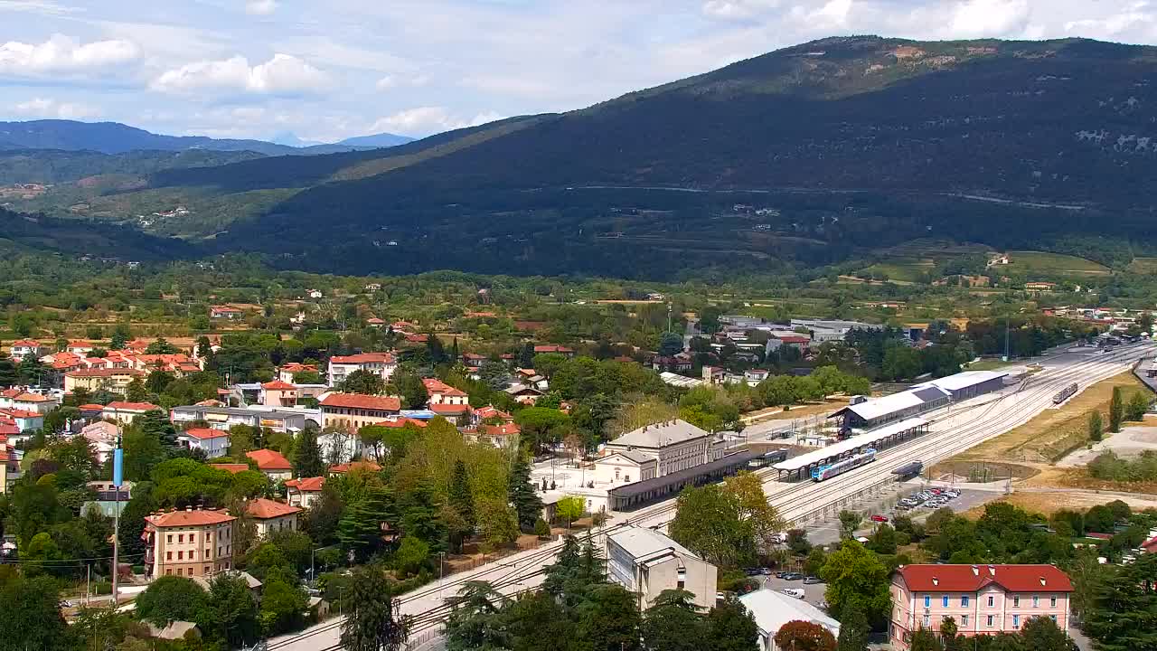 Nova Gorica i Gorica: Prekrasan Pogled iz Franjevačkog Samostana Kostanjevica